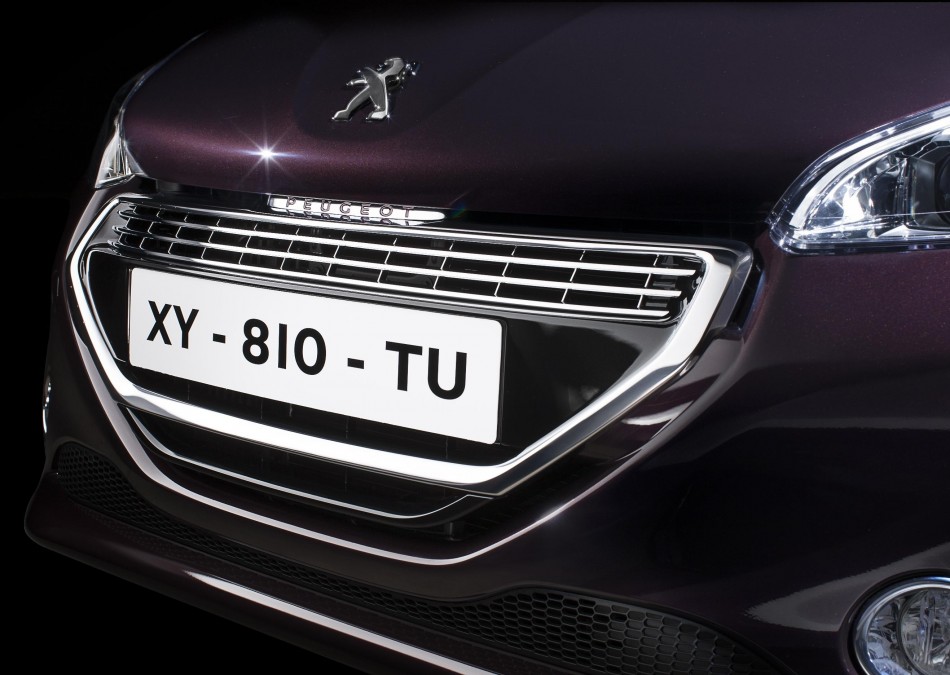 Peugeot 208 XY 05