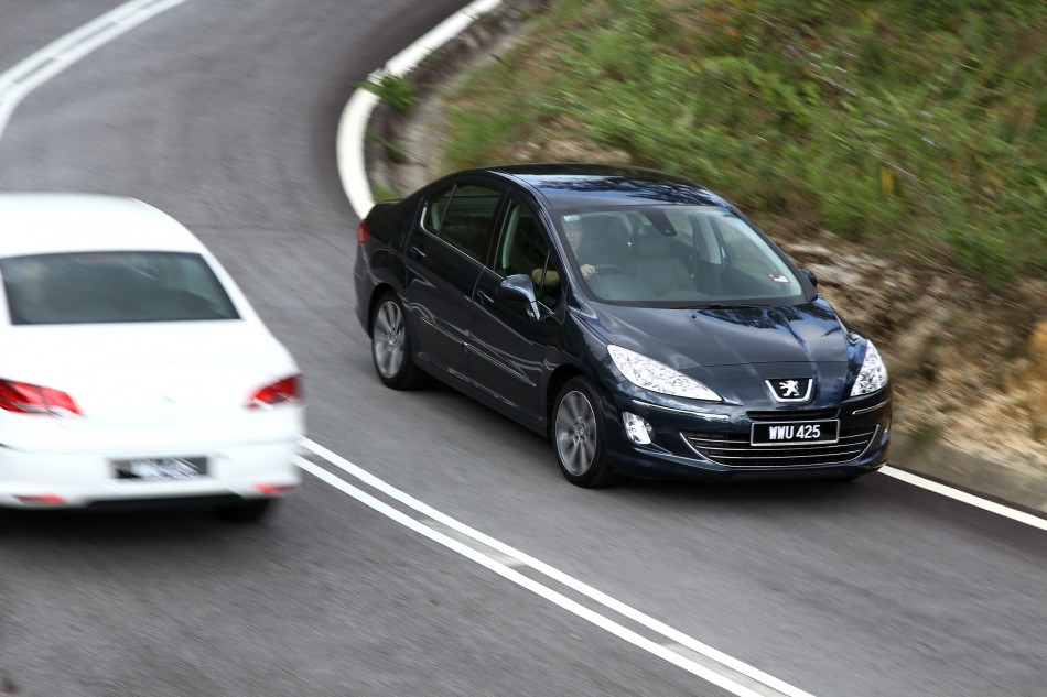 Peugeot408_087