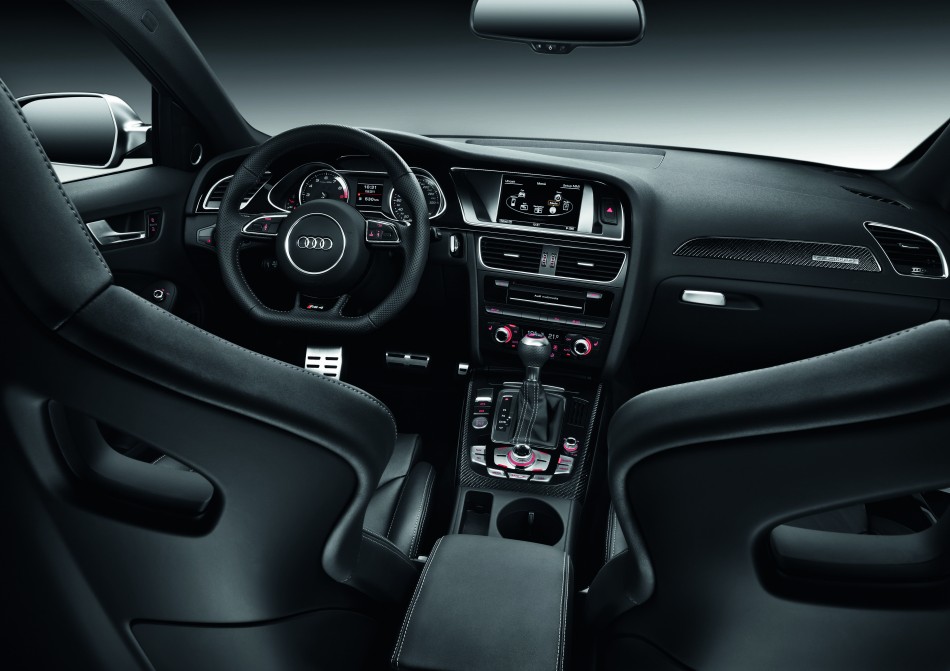 Audi RS 4 Avant /Innenraum