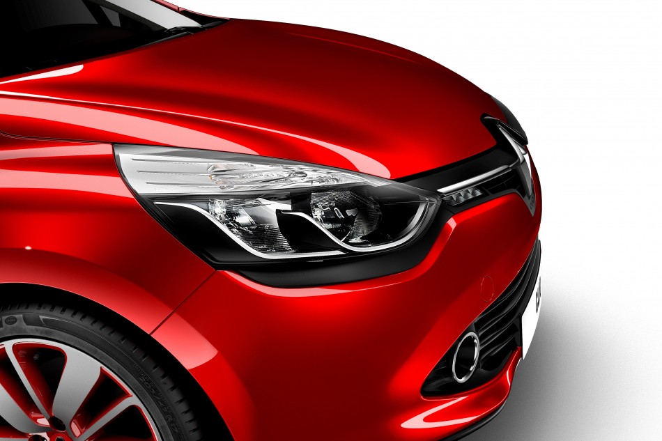 Renault_32985_1_6