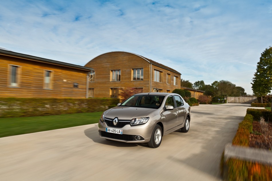 Renault_39168_global_en
