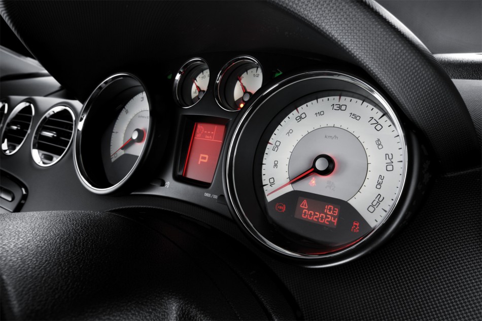 Rev Meter White