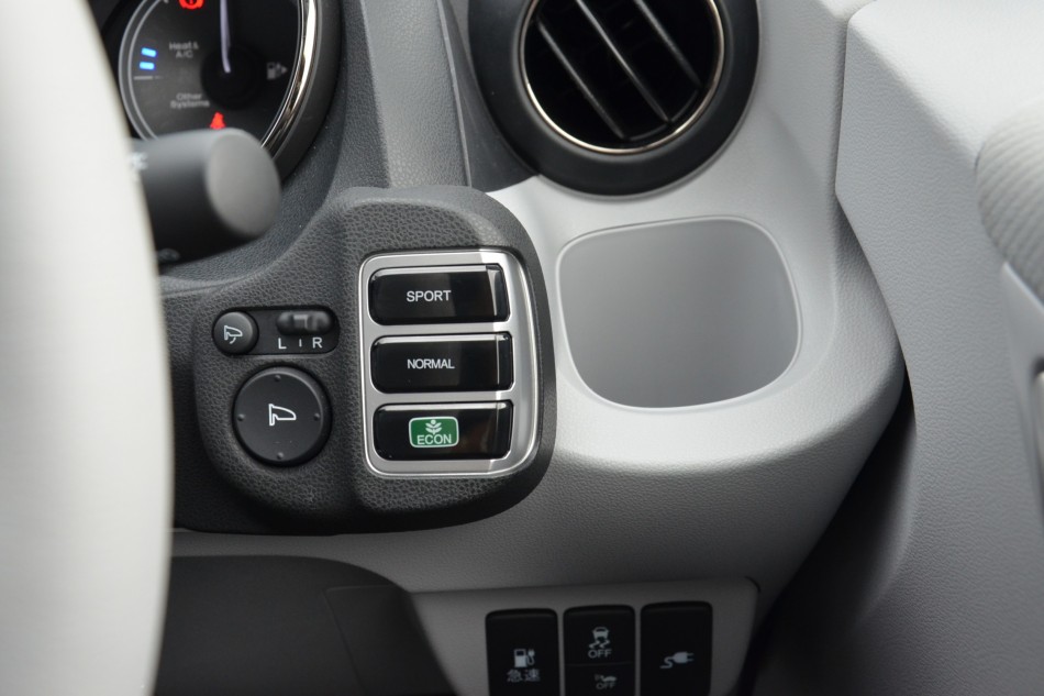 Two-motor i-MMD PHEV 10