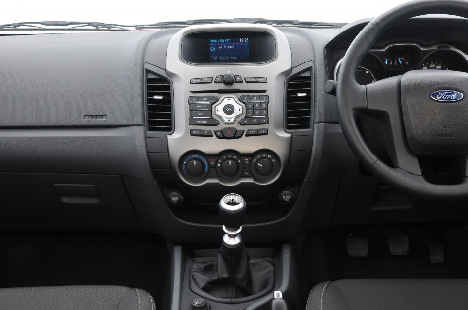 XLT Manual Interior 2