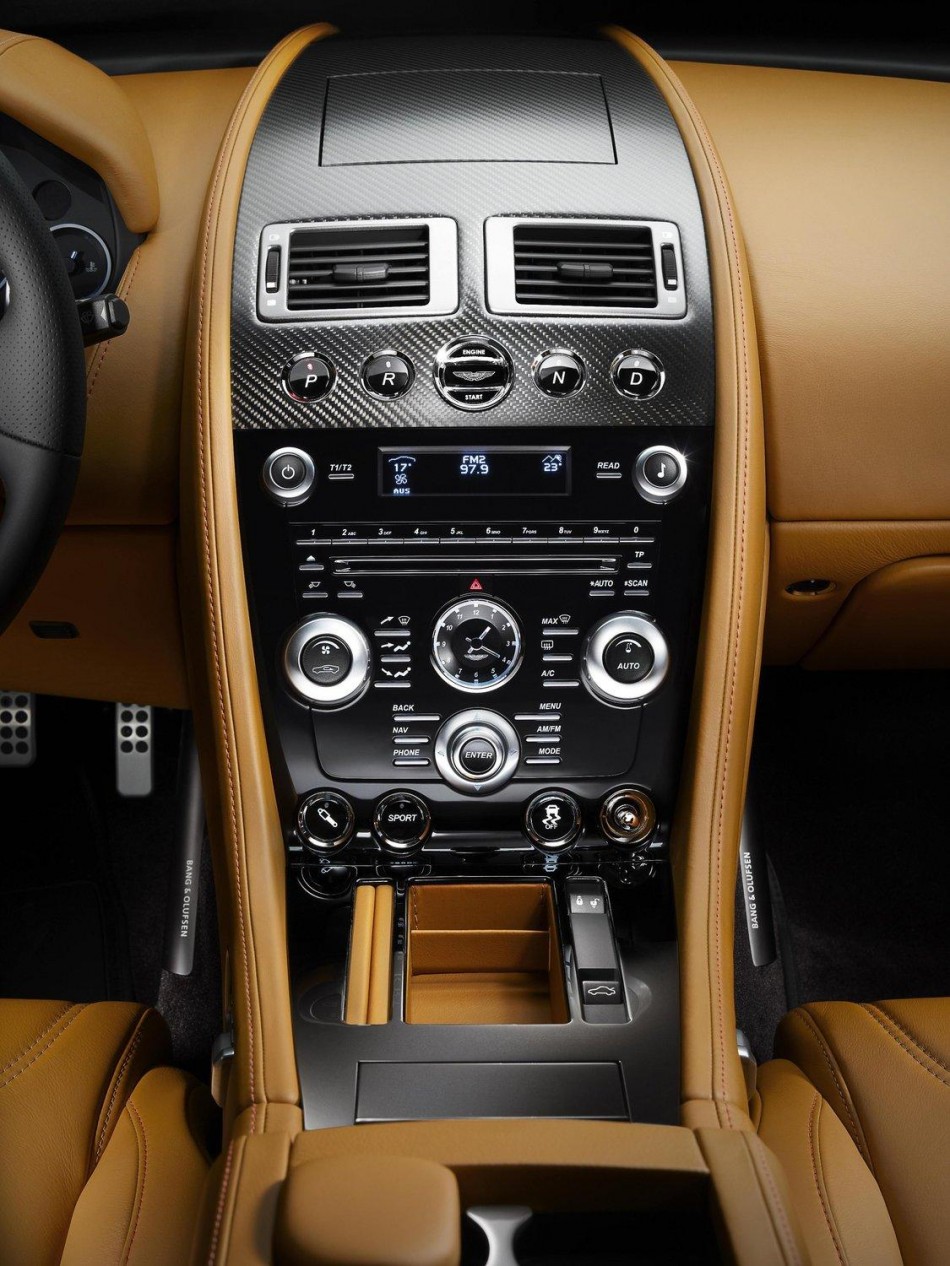 aston martin dbs carbon edition-7