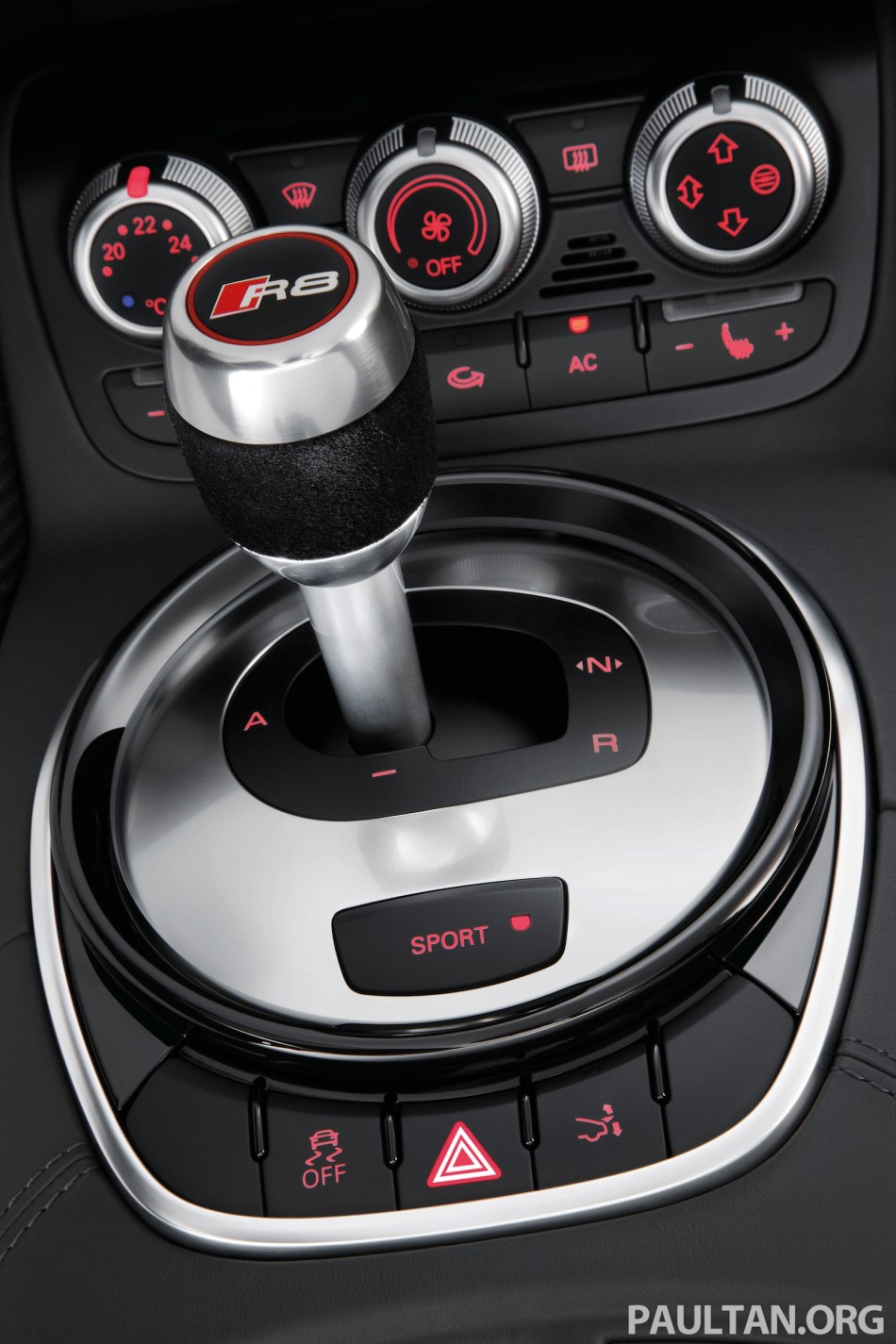 Audi R8 V10 plus