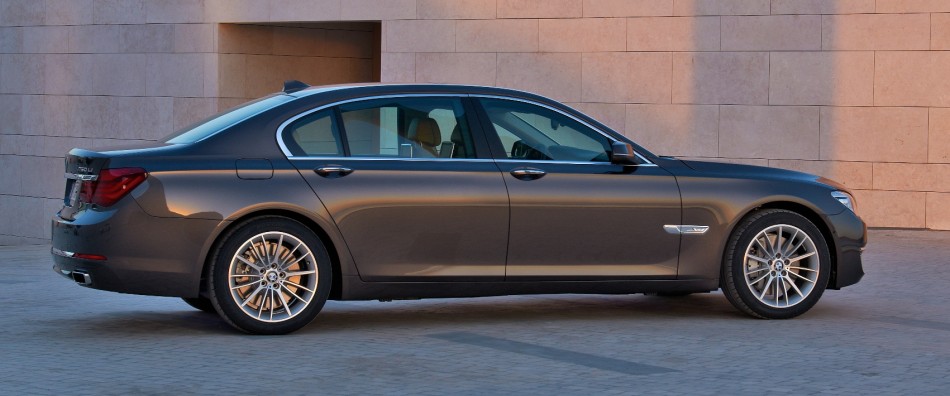 bmw-7-series-facelift-34