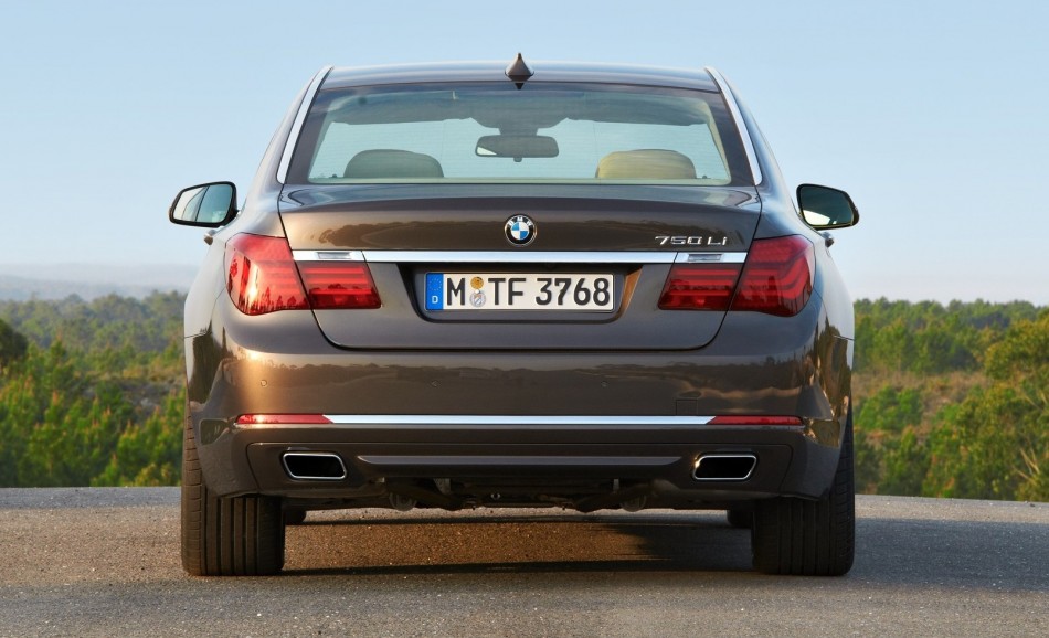 bmw-7-series-facelift-43
