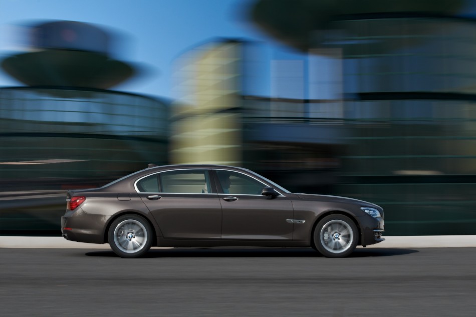 bmw-7-series-facelift-48