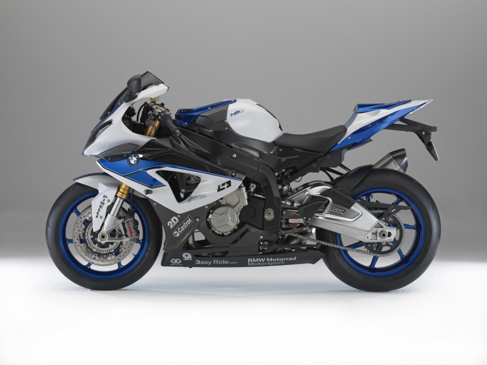bmw-hp4-s1000-rr-12