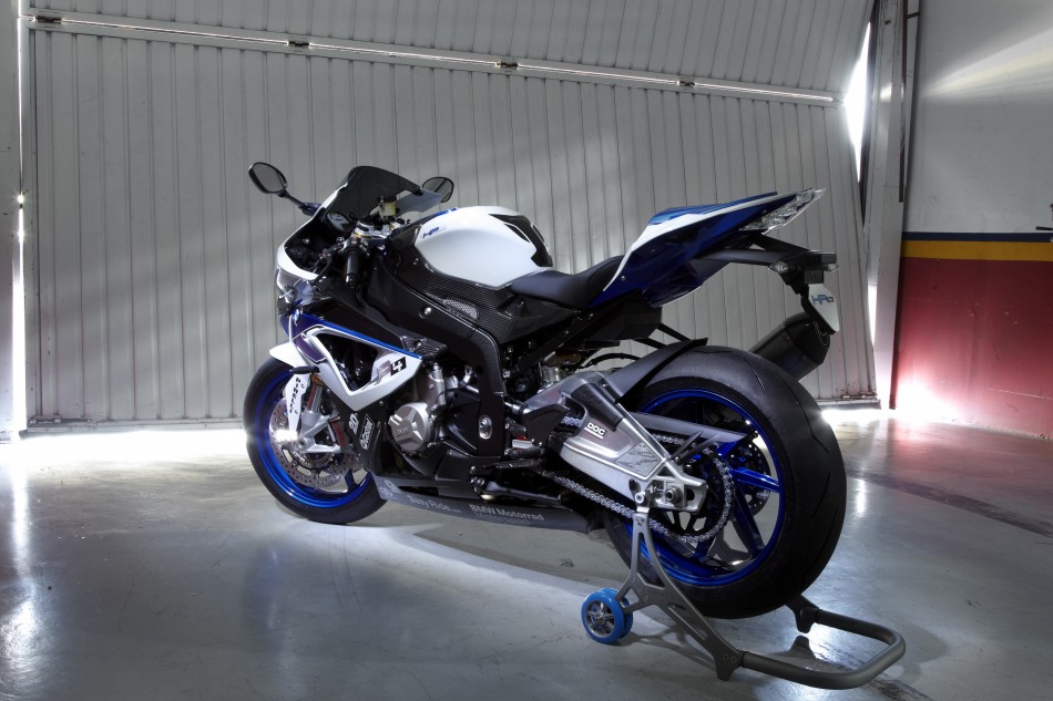 bmw-hp4-s1000-rr-18