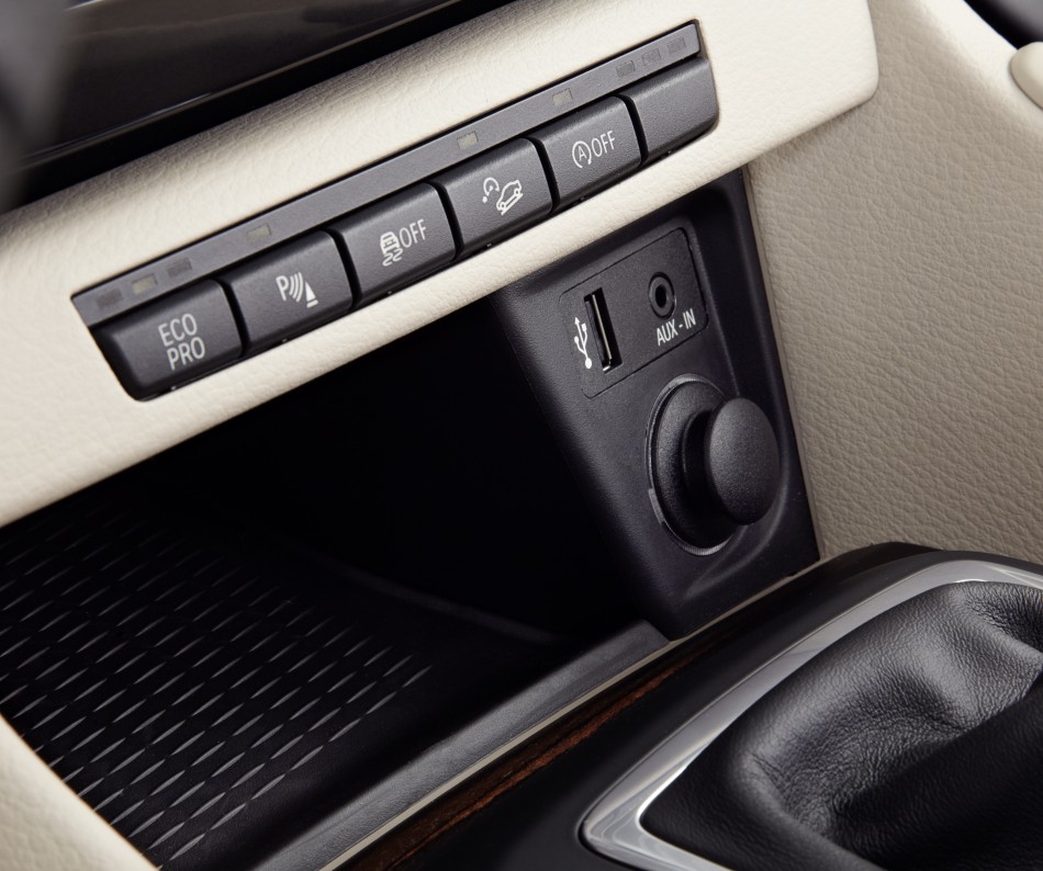 bmw-x1-fl-0010
