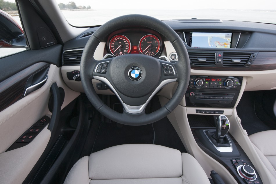 bmw-x1-fl-0054