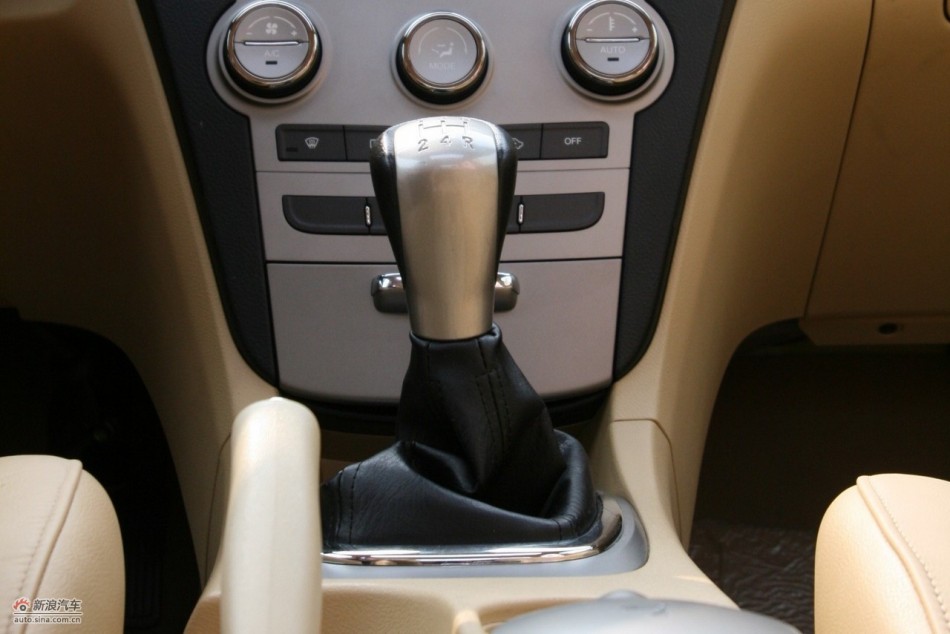 chery-a3-009