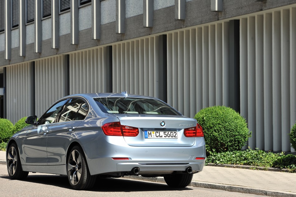 f30-bmw-activehybrid-3-0041