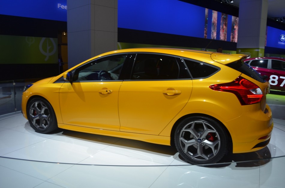 ford focus st-03