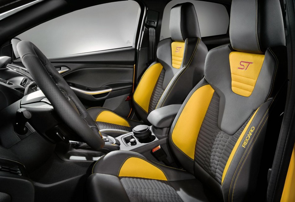 ford-focus-st-6