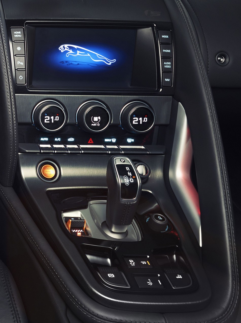 jaguar-ftype-centreconsole