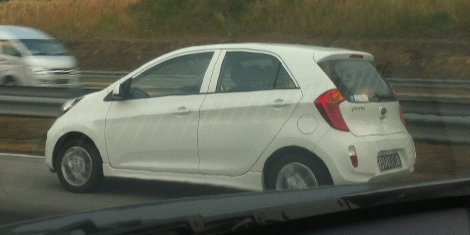 kia picanto spyshot malaysia photo 2