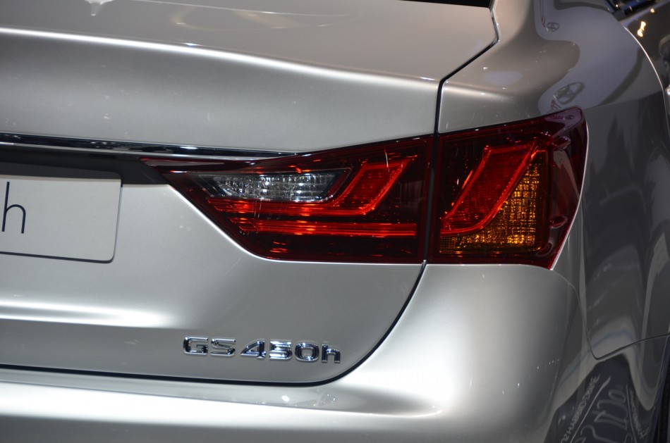 lexus gs-17