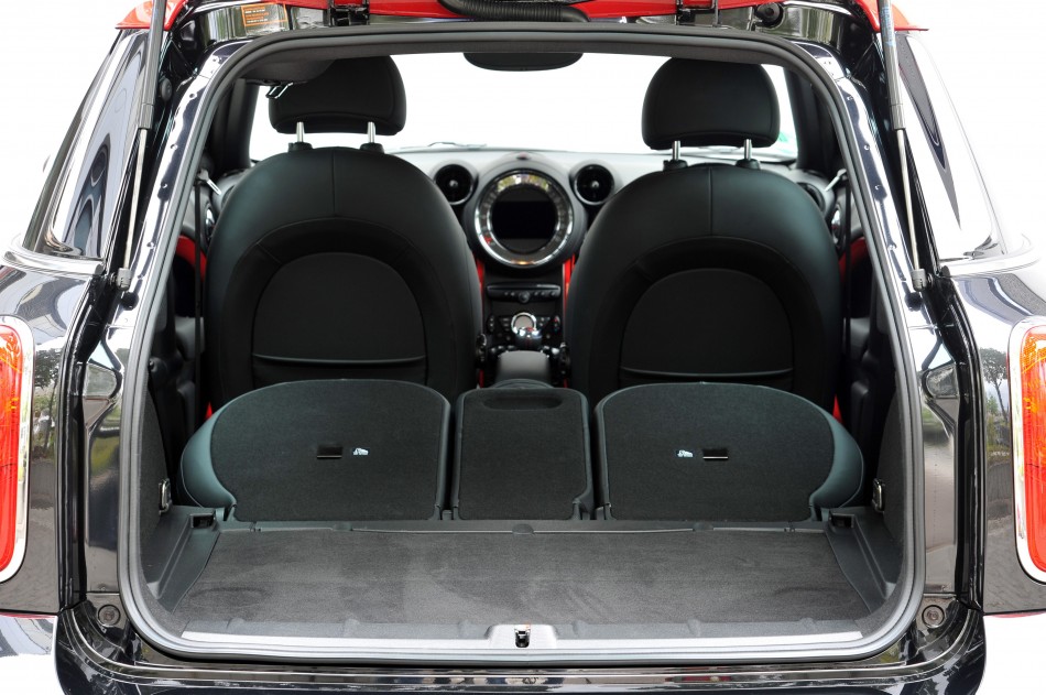 mini-countryman-jcw-002