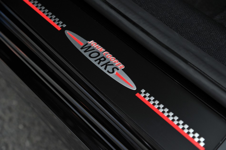 mini-countryman-jcw-015