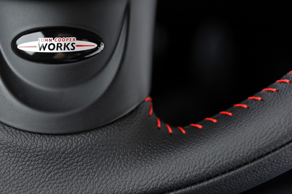 mini-countryman-jcw-017