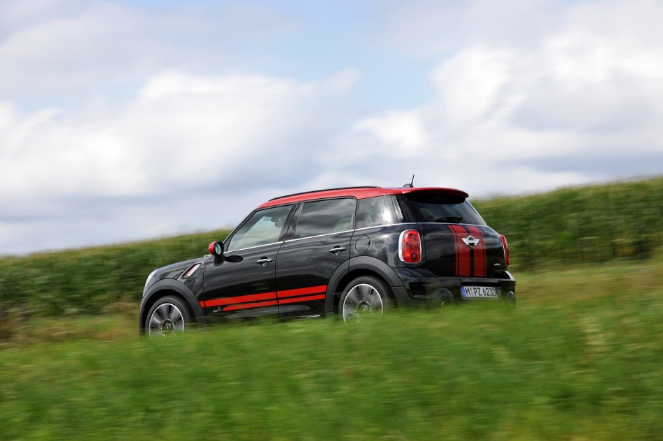 mini-countryman-jcw-038