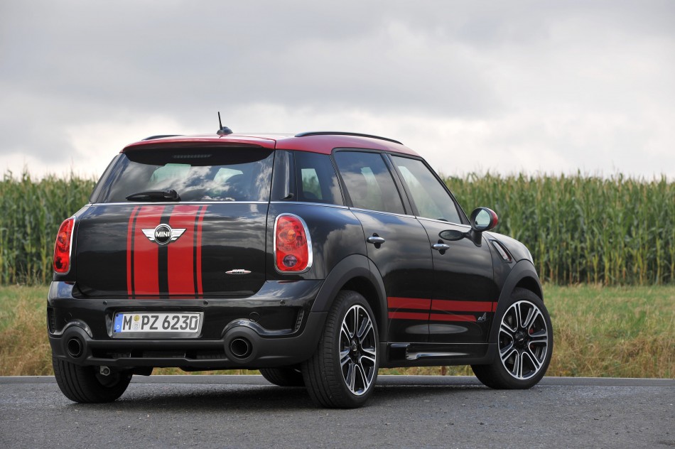 mini-countryman-jcw-075
