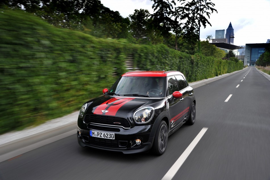 mini-countryman-jcw-115