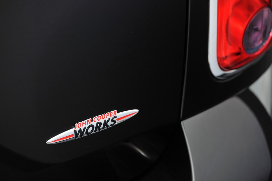 mini-countryman-jcw-123