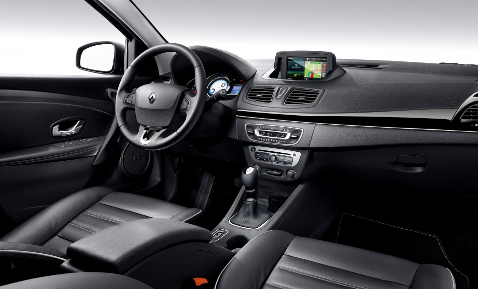 renault-fluence-002