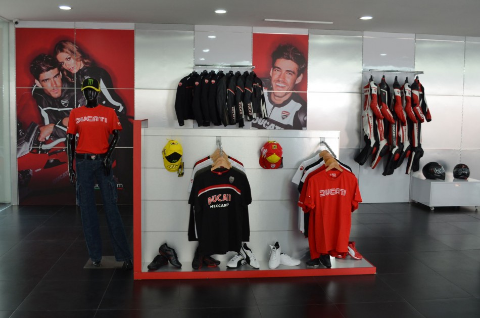 showroom-08