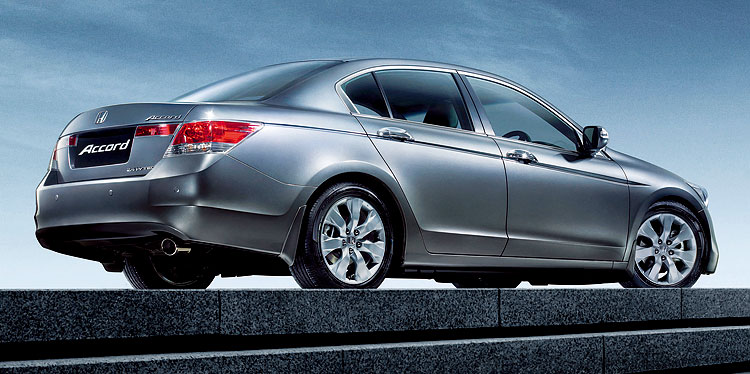 8th Generation 2008 Honda Accord Launched