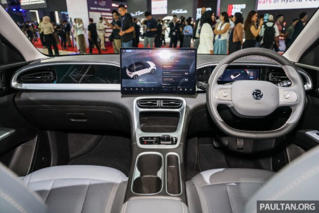 Proton eMas 5 CKD Malaysia dipertonton – tonneau cover baru, jarak gerak masih sama, dari RM56,800
