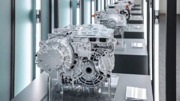 Geely dedahkan sistem pacuan elektrik Thunder 16-dalam-1; 800V, 16 PS/kg, akan muncul pada Galaxy TT
