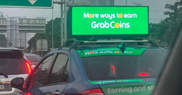 Adakah panel digital yang dipasang atas bumbung kereta sah di sisi undang-undang jalan raya di Malaysia?