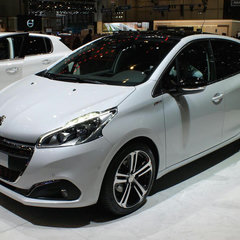 peugeot-208-2