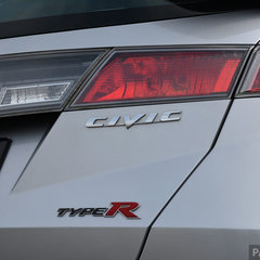 FN2-Honda-Civic-Type-R-2