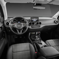 Mercedes-Benz X-Klasse – Interieur PURE