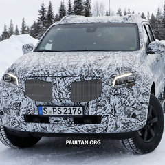 Mercedes-Benz-X-Class-spyshot-3