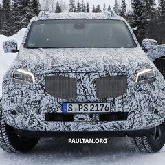 Mercedes-Benz-X-Class-spyshot-4