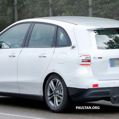 Mercedes-B-Class-10