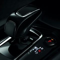 Honda HR-V Hybrid studio 4