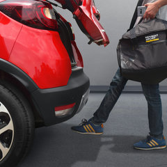 Renault Captur+ Hands-free Power Tailgate