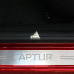 Renault Captur+ Kicking_Plates_Front_and_Rear_Door_Sills
