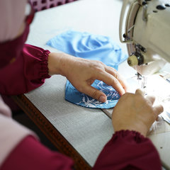 Volvo-batik-face-mask-7