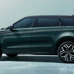 2022-Range-Rover-Evoque-L-Debut-in-China-5