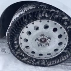 Michelin-Uptis_snow_2