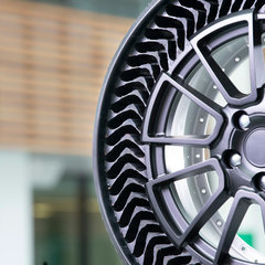 Michelin-Uptis_tire_5